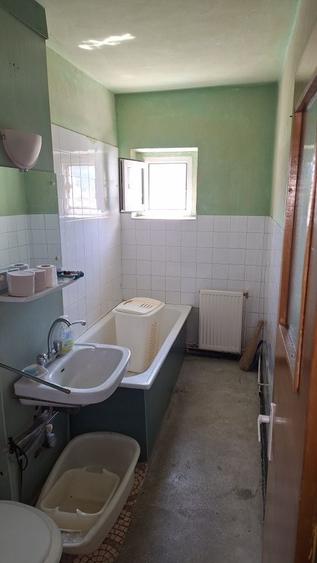 Apartament cu 2 camere decomandat în Tohanu Nou
