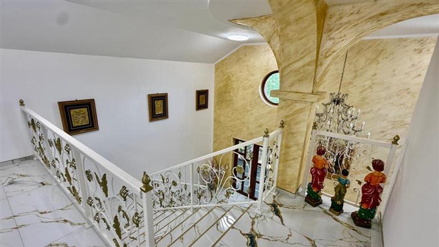 Casa de vanzare in Galata - 7