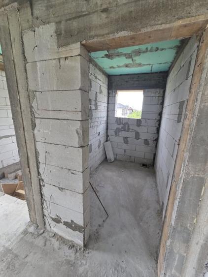 Casă individuală cu 4 camere cu Teren 450 Mp în Exterior Est