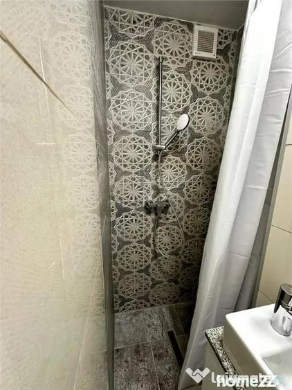 Apartament cu 4 camere decomandat în Circumvalațiunii