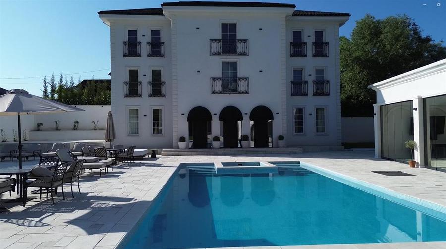 Casă individuală cu 6 camere cu Teren 1600 Mp în Sfântu Ilie