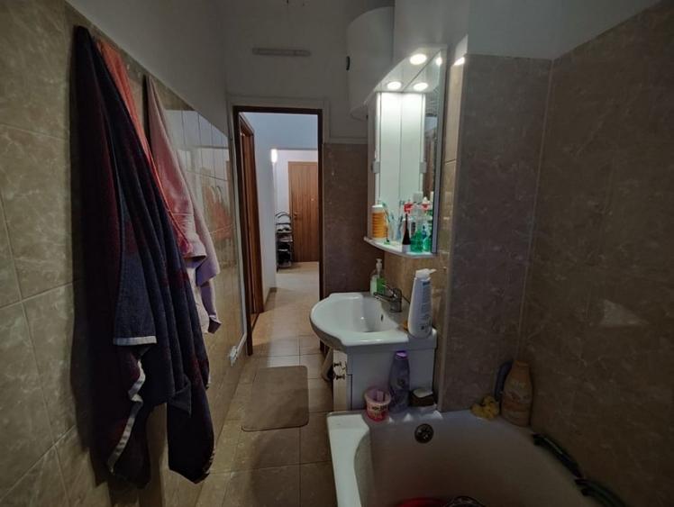 Apartament cu 3 camere decomandat, mobilat în Theodor Pallady