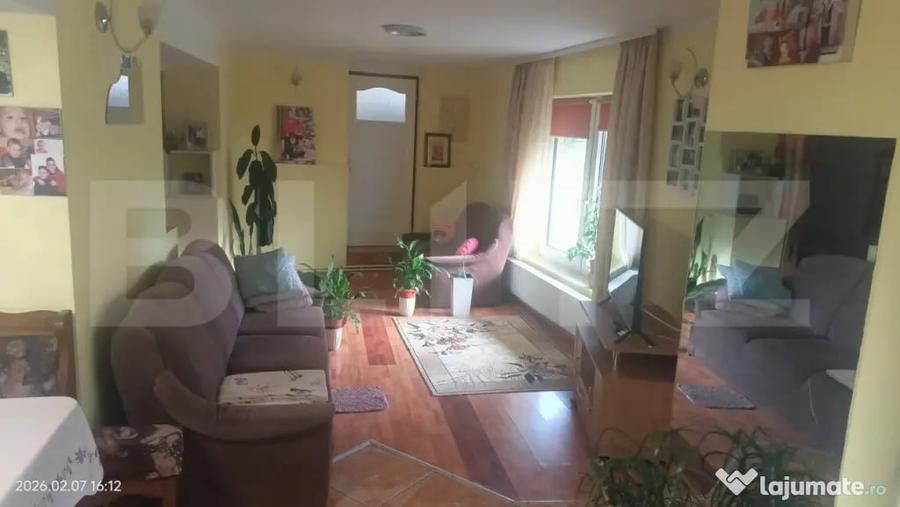 Casă cu 4 camere cu Teren 1900 Mp în Central