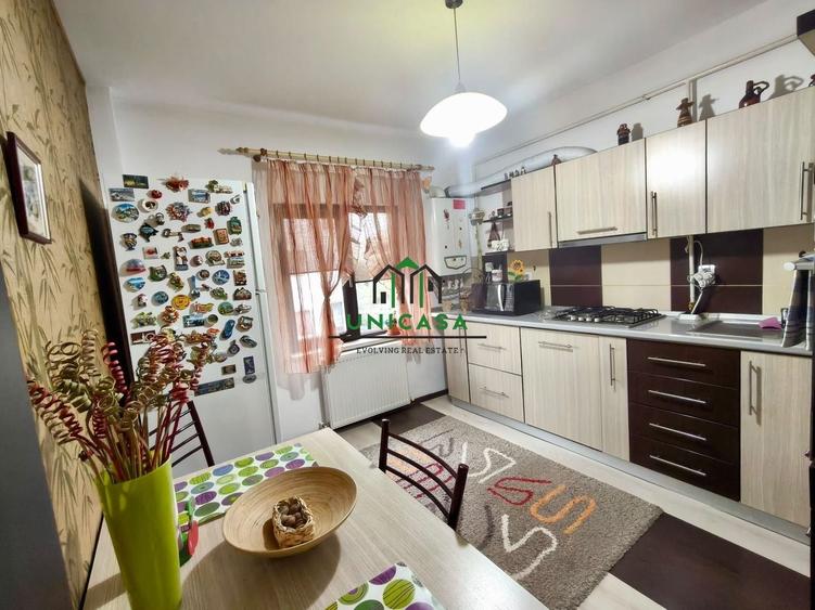 Apartament de inchiriat / 3 camere/ loc de parcare privat - 5