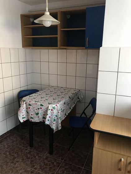 Inchiriez Apartament Zamca - Str. Visinilor - 14