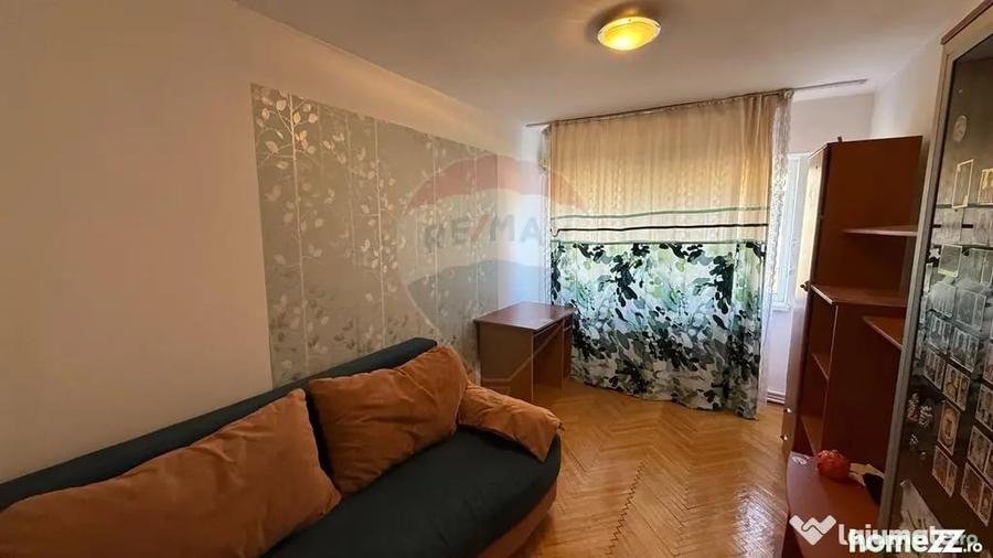 Apartament cu 4 camere decomandat în Ultracentral