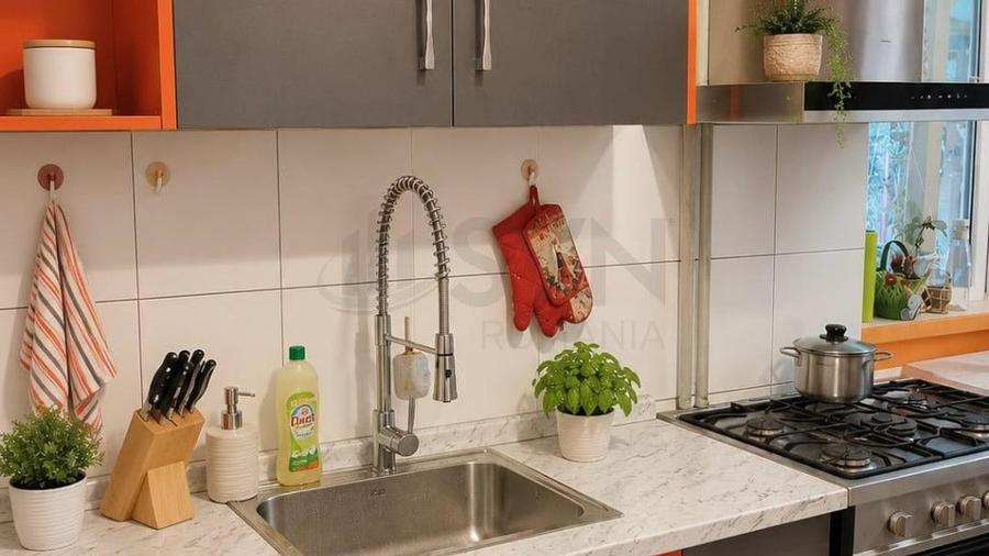 Casă cu 5 camere cu Teren 120 Mp în Colentina