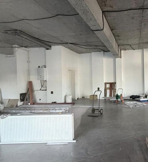 Spațiu comercial, de 136 mp, în Colentina
