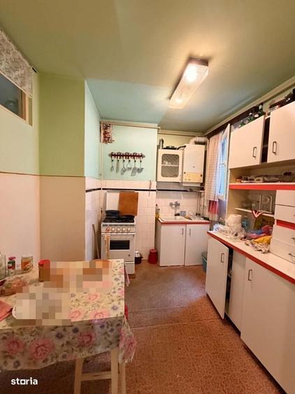 Apartament cu 3 camere decomandat în Mureșeni