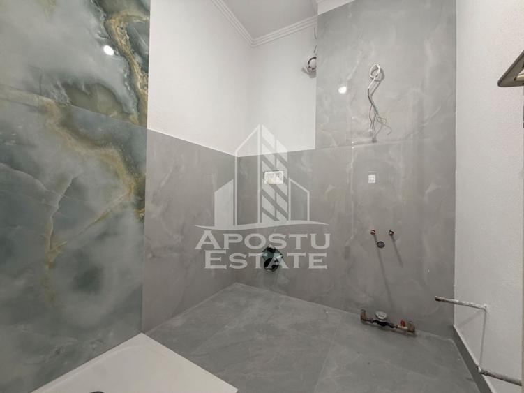 Apartament cu 3 camere decomandat în Dâmbovița