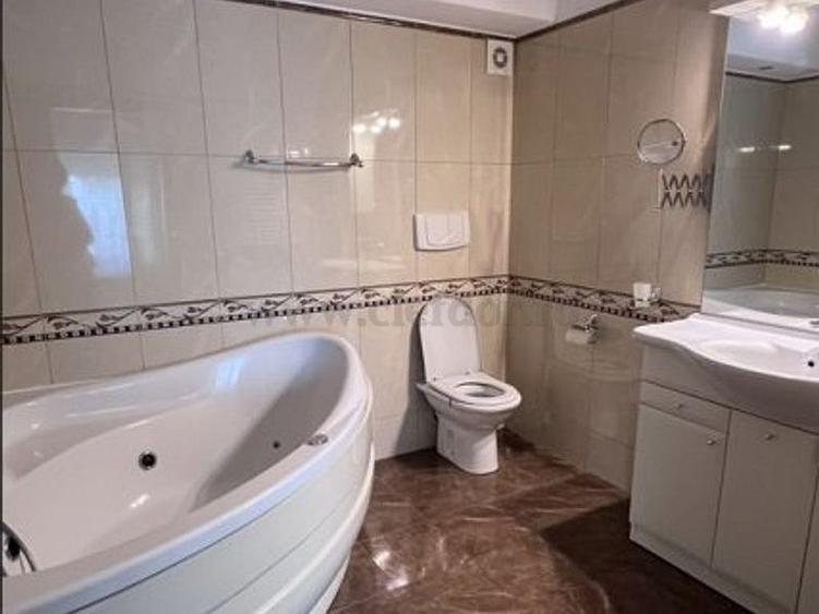 Duplex cu 5 camere cu Piscina în Pipera
