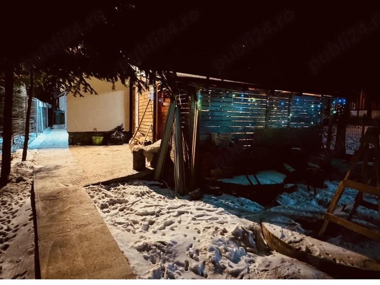 Casă cu 3 camere cu Teren 255 Mp în Trăisteni
