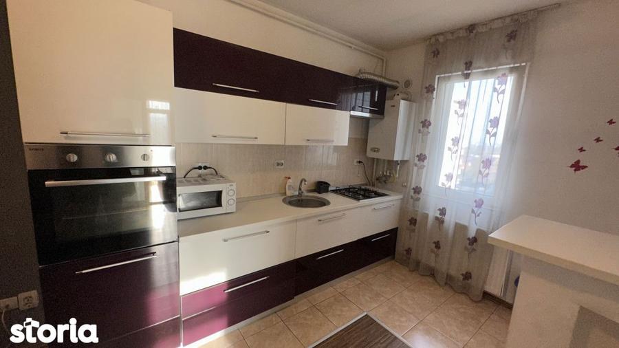 Apartament cu 3 camere, mobilat în Iris