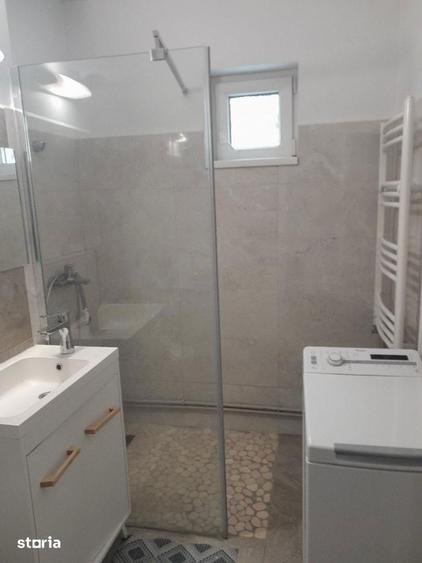 Apartament cu 2 camere decomandat, mobilat în Vatra Luminoasă