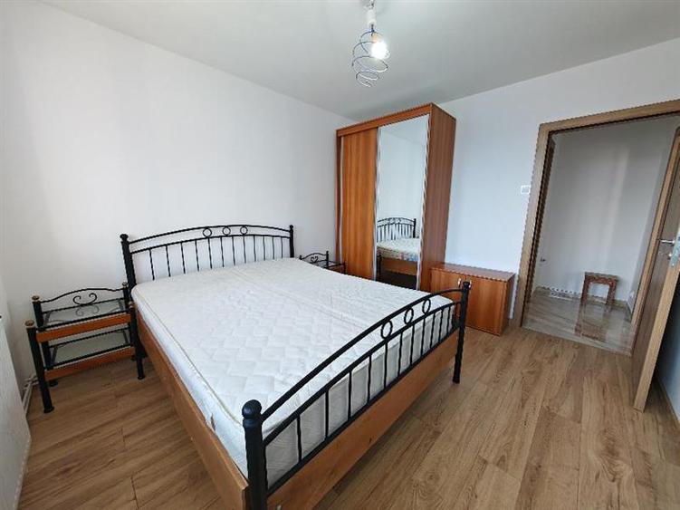 Apartament cu 2 camere semidecomandat, mobilat în Gării