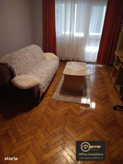 Apartament cu 4 camere în Central