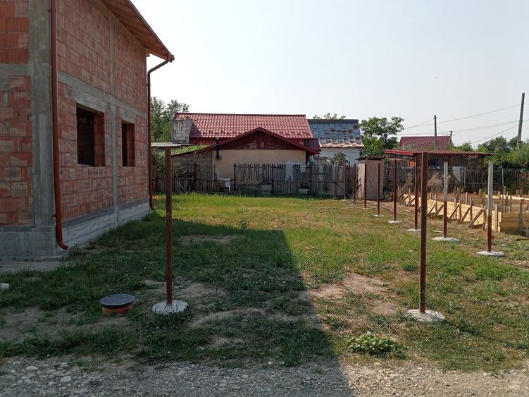 Casă cu 3 camere în Radu Negru