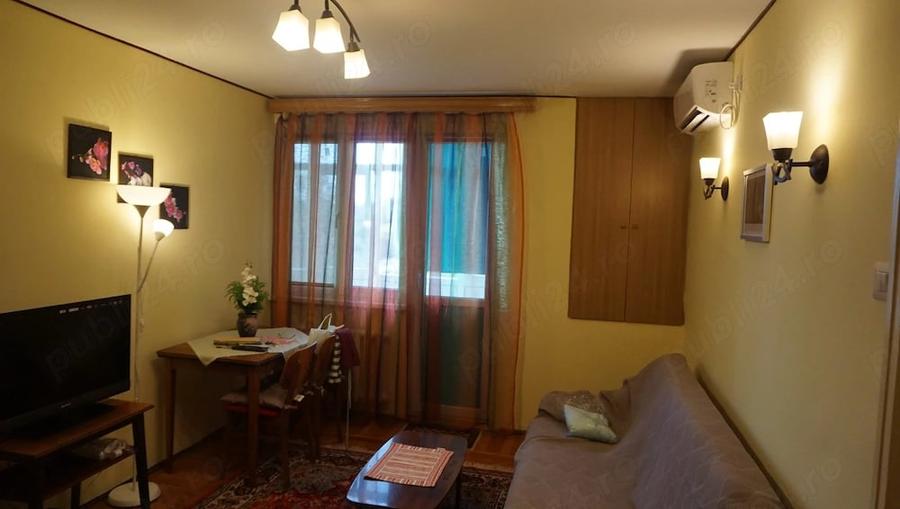 Garsonieră semidecomandată în Gara de Nord