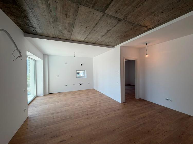 Apartament cu 2 camere semidecomandat în Pipera