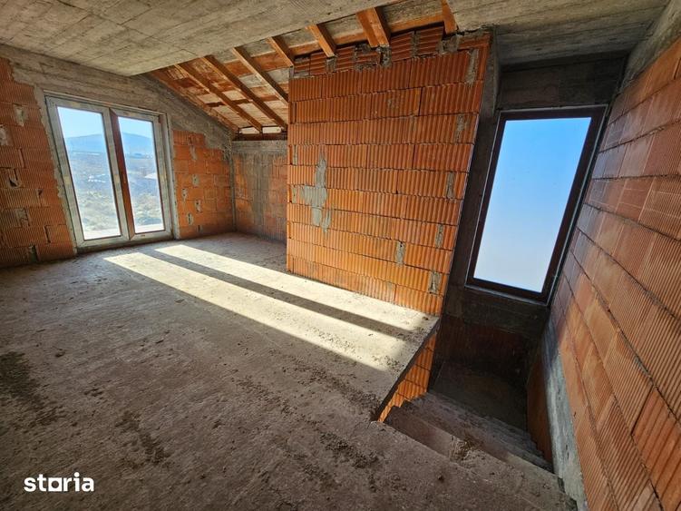 Casa la Ro?u Avansat, de Vanzare Mineri, energie si apa potabila - 10