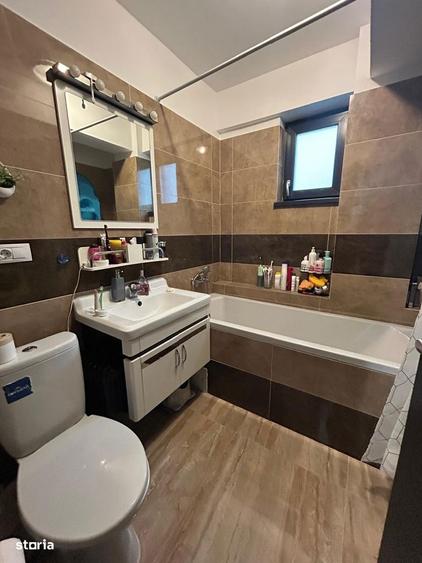 Apartament cu 2 camere decomandat în Strugurilor
