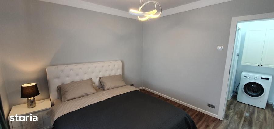 Apartament cu 3 camere în Tineretului