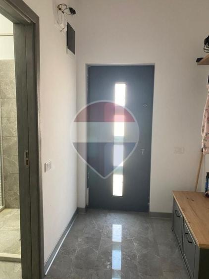 Casă individuală cu 4 camere cu Teren 380 Mp în Berceni