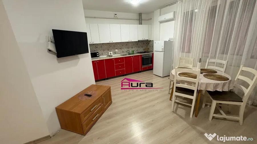 Apartament cu 3 camere decomandat în E3