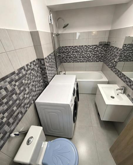 Apartament cu 3 camere decomandat în Prelungirea Ghencea