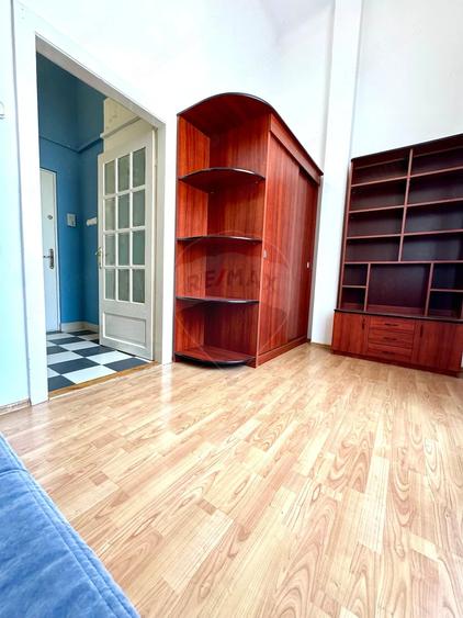Apartament cu 2 camere decomandat în Ultracentral
