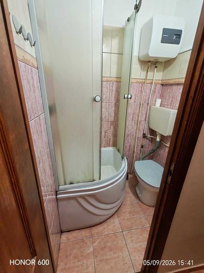 Garsonieră decomandată în Aradului