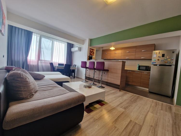 Apartament cu 3 camere decomandat în Central