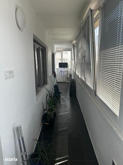 Apartament cu 3 camere decomandat în Grivița