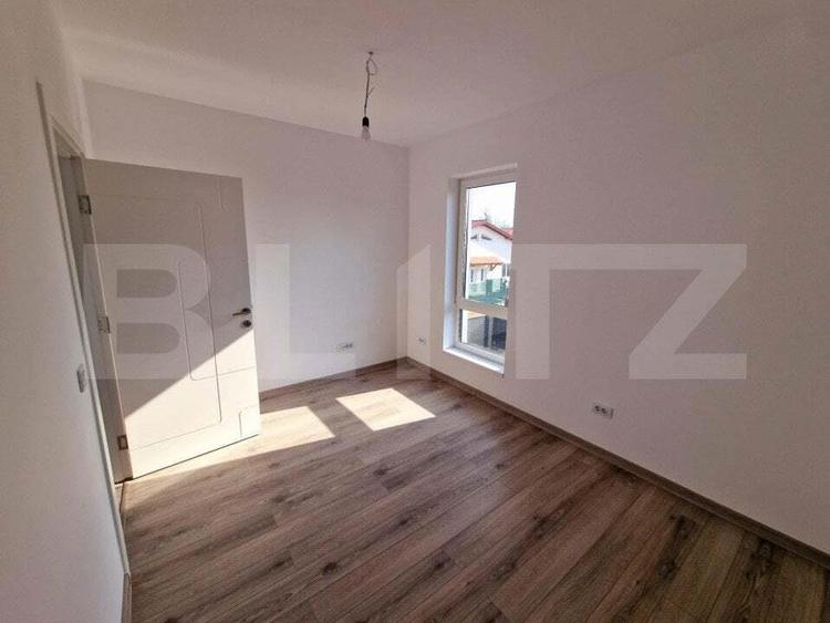 Casă cu 4 camere cu Teren 550 Mp în Stupini