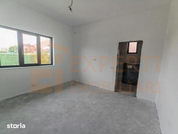 Casă cu 4 camere cu Teren 398 Mp în Central