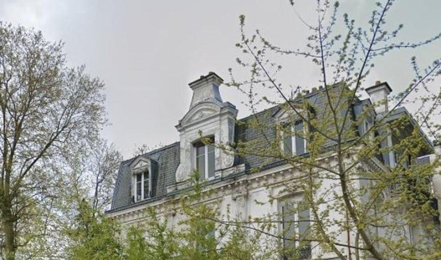 Casă cu 15 camere cu Garaj în Aviatorilor