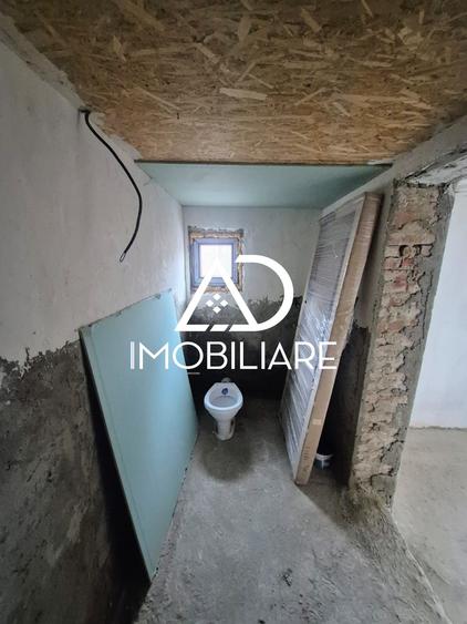 Casă individuală cu 4 camere cu Teren 1748 Mp în Cernișoara