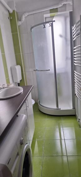 Apartament cu 2 camere decomandat în Semicentral