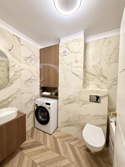 Apartament cu 2 camere semidecomandat, mobilat în Florești