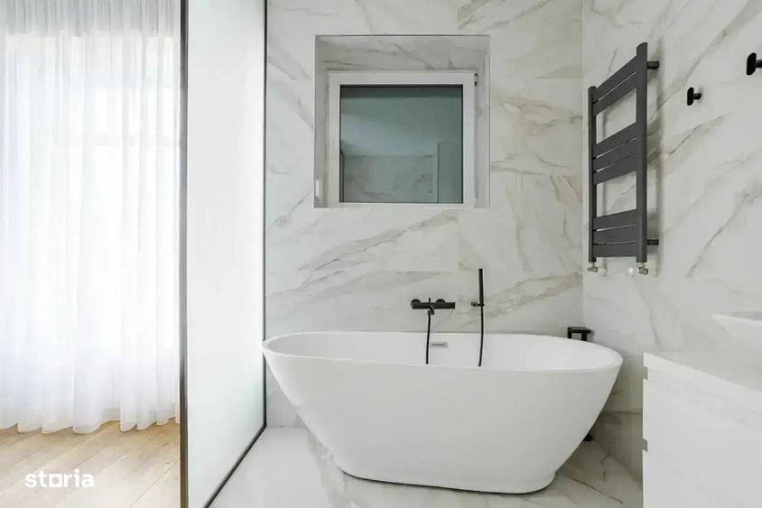 Apartament cu 4 camere decomandat în Pipera