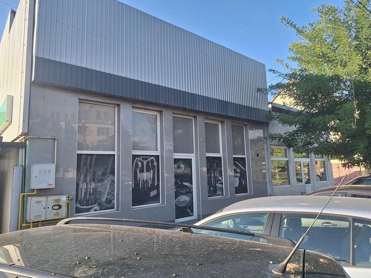 Spațiu comercial, de 140 mp, în Cloșca
