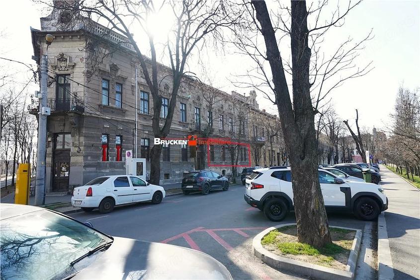 Apartament cu 4 camere în Central