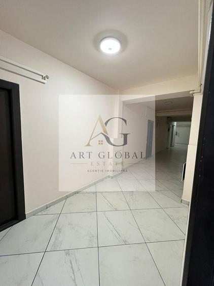 Spațiu comercial, de 54 mp, în Militari