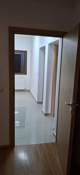 Casă cu 3 camere cu Teren 239 Mp în Petrești