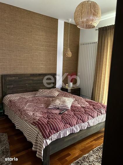 Casă cu Teren 1090 Mp în Moșoaia