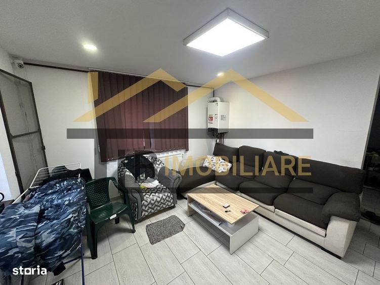Casă cu 6 camere cu Teren 290 Mp în Criș