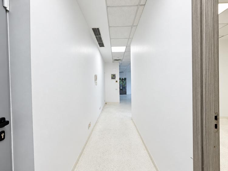 Spațiu comercial, de 108 mp, în Politehnica