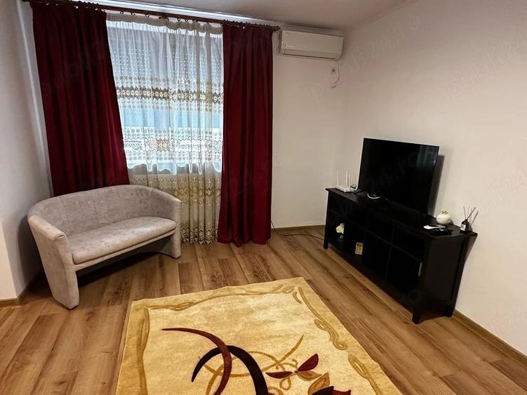 Apartament cu 2 camere nedecomandat în Central
