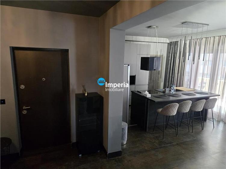 Apartament cu 3 camere decomandat în Copou