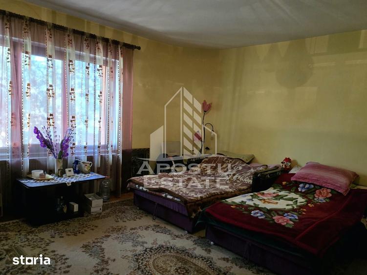 Casă cu 5 camere cu Teren 1016 Mp în Central